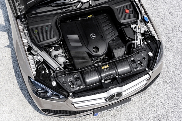 랑세스 테펙스, 메르세데스-벤츠 GLE에 경량화 부품 소재로 적용 - 산업종합저널 동향