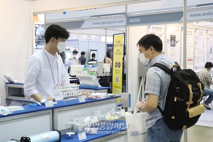 [포토뉴스] 철저한 방역 속 막 올린 ‘KOREA PACK 2020’ - 산업종합저널 전시회