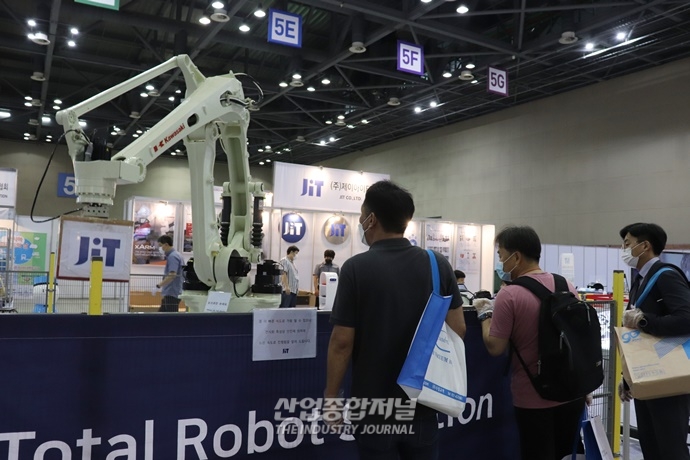 [포토뉴스] KOREA MAT 2020, 물류 산업 트렌드 한자리에 모였다 - 산업종합저널 전시회