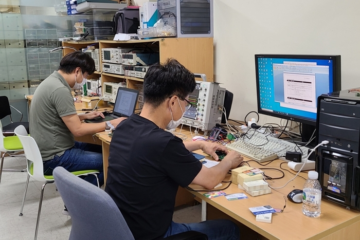 코로나19에도  부품국산화 지원사업 참여 기업들 잇단 성과 - 산업종합저널 동향