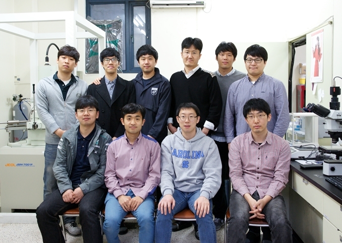 [Scientist] 고려대 박홍규 교수 “개발된 나노레이저, 모서리 상태 고유특성 잘 보여줘” - 산업종합저널 전자