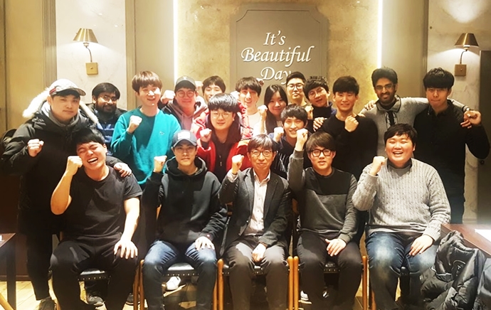 [Scientist] 포스텍 박태호 교수 “유기 전자소자의 구동 안정성 감소시키는 근본 문제 해결” - 산업종합저널 소재