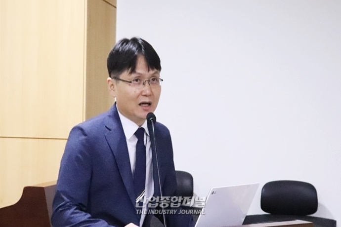 환경 문제 해결, “법·규제·기술보다 ‘환경교육’이 먼저” - 산업종합저널 동향