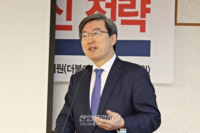 “제조업 혁신, 비즈니스 모델 변화가 우선” - 산업종합저널 동향