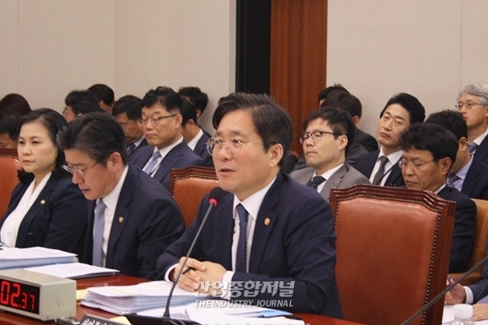 [국감 2019] 산업통상자원중소벤처기업위원회 국정감사 시작 - 산업종합저널 정책