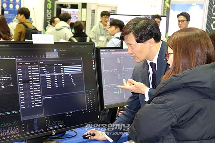 [포토뉴스] 4차 산업혁명시대 ‘핵심’, 소프트웨어(SW)가 바꿀 미래 - 산업종합저널 전시회