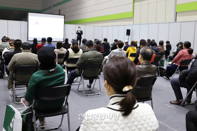 [산업 View] 코로나19도 막을 수 없는 '창업 열기' - 산업종합저널 전시회
