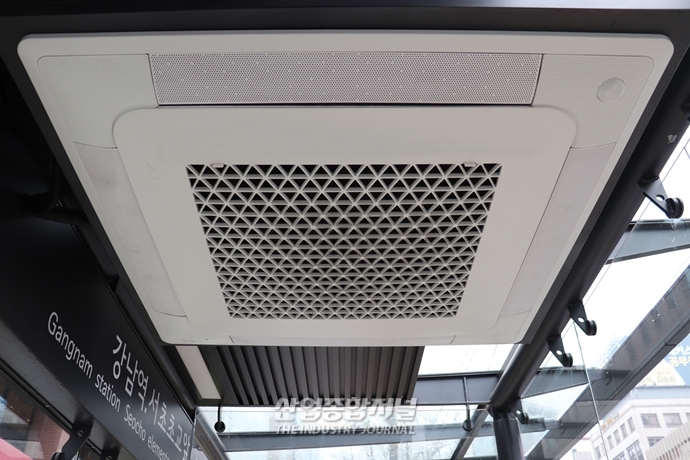 [산업View] 미래형 버스 정류장, 시민의 안전 공간으로 ‘탈바꿈’ - 산업종합저널 동향