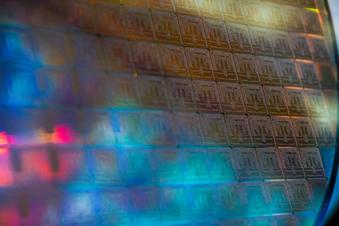 '후발주자' 국내 반도체 장비 산업, 신동력 산업 될까 - 산업종합저널 동향