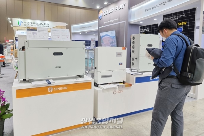 [산업View] ‘태양광’을 사용하려면? ‘태양광 인버터’가 필수 - 산업종합저널 전시회
