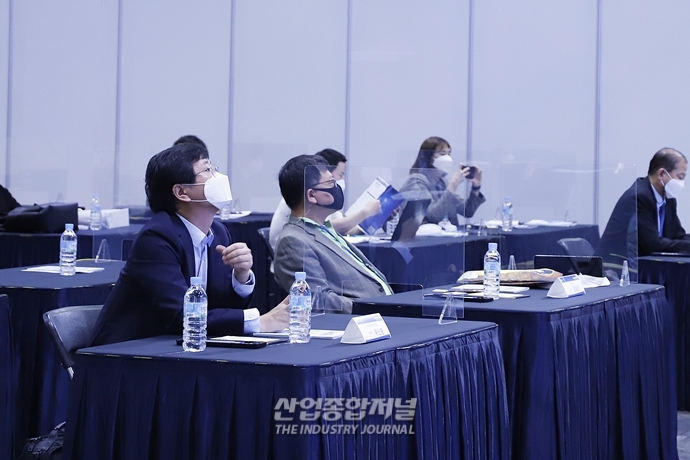 [산업VIEW] KEIT 김장엽 단장, “소부장 경쟁력 강화 위한 지원 지속할 것” - 산업종합저널 전시회
