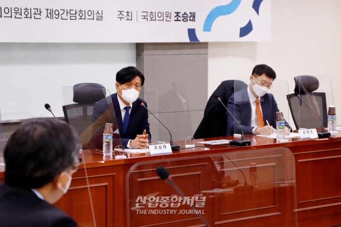 전략 기술 분야, 과학기술 육성 정책 통해 우수 인력 확보하고 대비해야 - 산업종합저널 동향