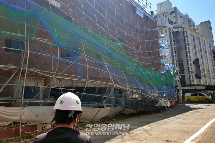 중대재해처벌법 시행 코앞···산업현장 안전관리 현황은? - 산업종합저널 정책