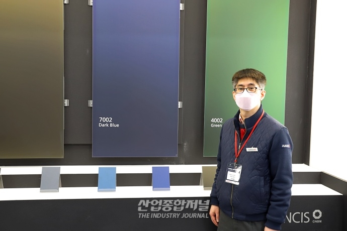 태양광 패널 산업, 디자인과 안전성 고루 갖춰야 - 산업종합저널 전시회