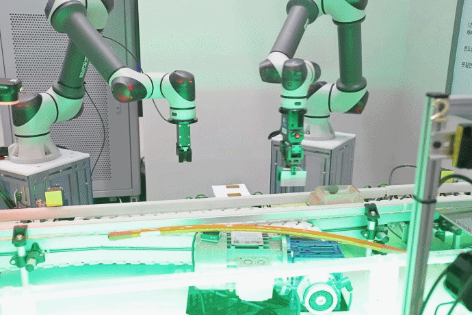 [한국전기산업대전] 고압전선 즐비한 공장 화재 예방하는 소화튜브 선보여 - 산업종합저널 전시회