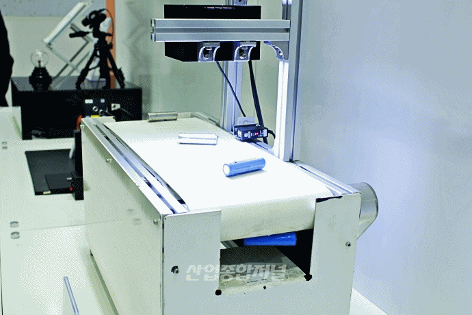 [SFAW 2022] “통과, 통과, 통과”…2차전지 불량 검사기 - 산업종합저널 전시회