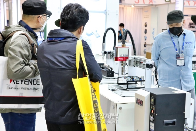 [EMK 2022] 3년 만에 열린 한국전자제조산업전···278개사 400부스 규모로 개막 - 산업종합저널 전시회