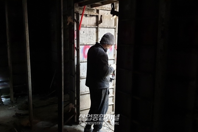 중대재해처벌법 시행 100일 코 앞, 산업재해 끊이지 않는 이유는? - 산업종합저널 정책