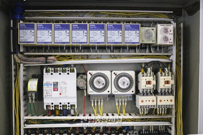 [산업VIEW] 여름철 분·배전반 화재 시 발화점 진압하는 자동소화 제품 - 산업종합저널 전시회