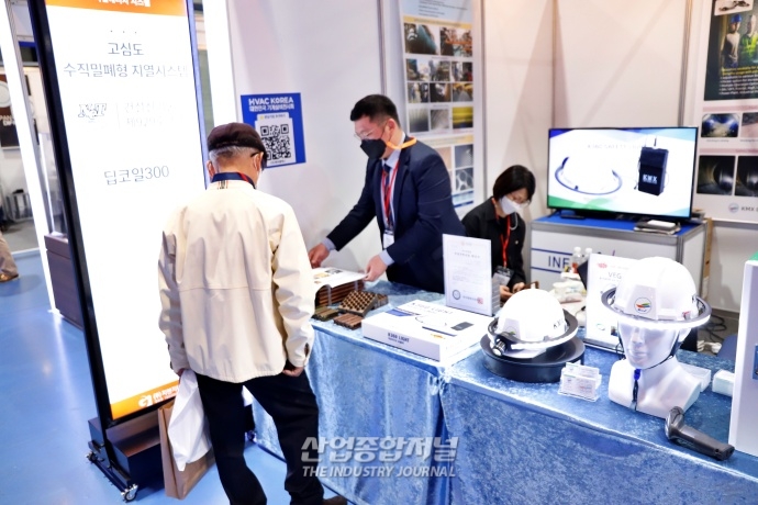 [산업VIEW] 터널 및 광산 등에서 활용 가능한 ‘360° LED 라이트’ - 산업종합저널 전시회