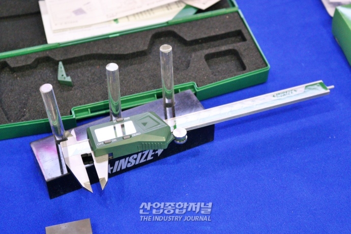 [SIMTOS 2022] 킨텍스서, 다양한 측정기구 선보여 - 산업종합저널 전시회