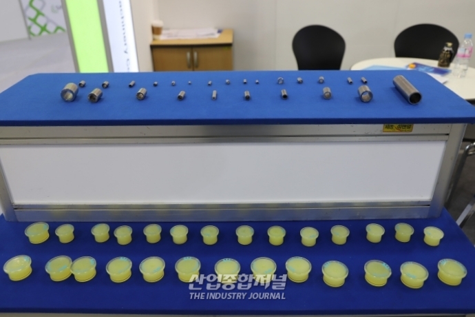 [SIMTOS 2022] 다양한 스테인리스 부품 가공 장비 선보여 - 산업종합저널 전시회