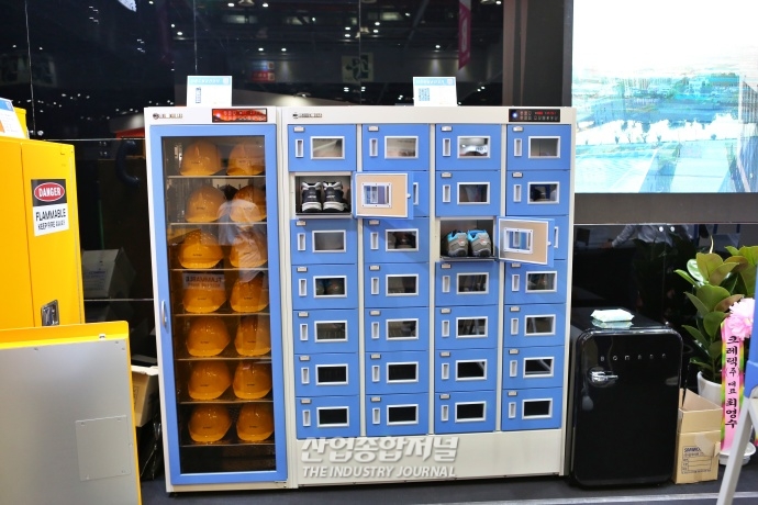 [SIMTOS 2022] 킨텍스서, 안전 위한 다양한 산업용 가구 등장 - 산업종합저널 전시회