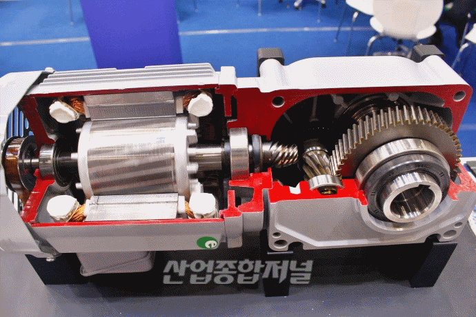 [SIMTOS 2022] 산업 설비 동력의 원천, 유도전동기 - 산업종합저널 전시회