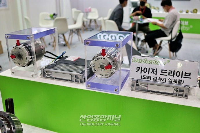 [심토스 2022] '부드럽고 힘 있는' 로봇 관절 구현하는 감속기 - 산업종합저널 전시회