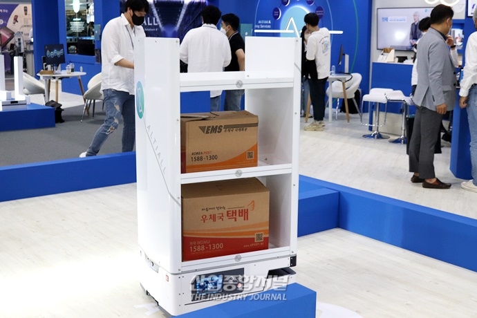 [산업VIEW] 다양한 산업 현장에 투입되는 자율주행로봇 - 산업종합저널 전시회
