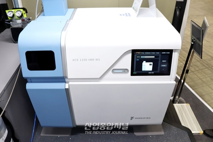 [산업VIEW] 대기오염 측정 장치 차량 탑재, 실시간 분석 - 산업종합저널 전시회