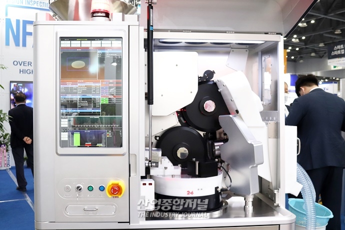 [산업 VIEW] 해외 바이어들 이목 끄는 정제캡슐 외관검사기 - 산업종합저널 전시회
