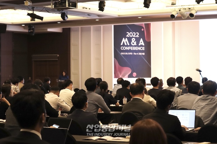 [산업VIEW] 벤처캐피탈협회 등 12개 기관 “M&A 활성화하겠다” 공동선언 - 산업종합저널 정책