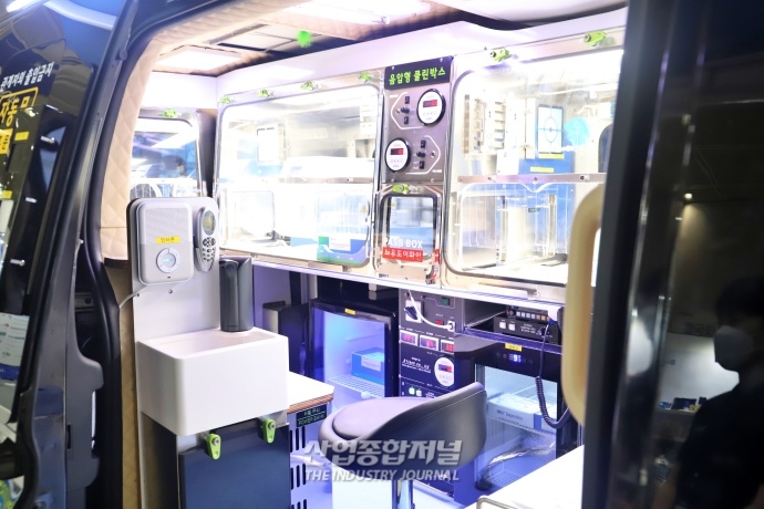 [산업VIEW] 핵산 추출, PCR검사 가능한 ‘이동식 분자진단 검사 센터’ - 산업종합저널 전시회