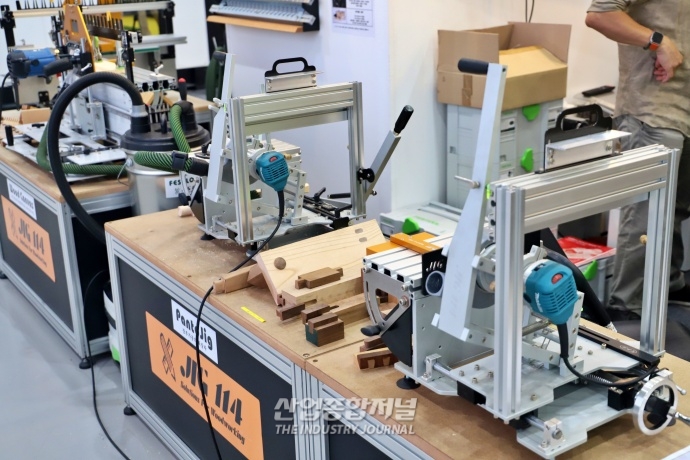 [산업VIEW] 코엑스서, 다양한 건설 관련 제품 선보여 - 산업종합저널 전시회