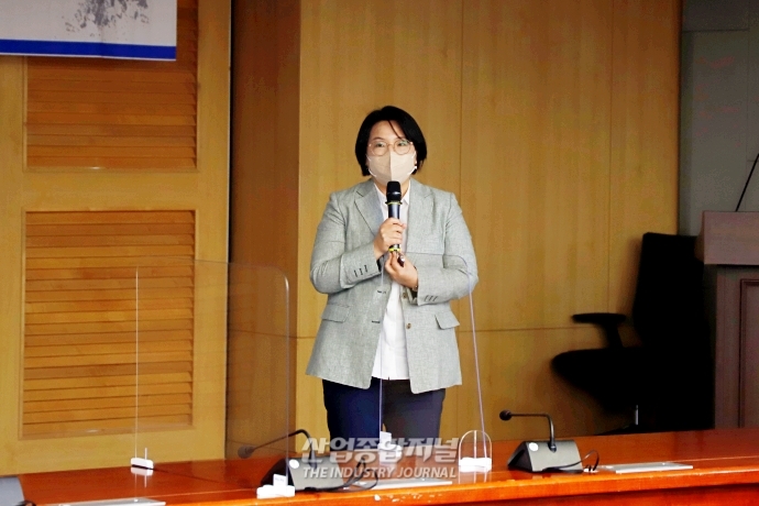 ‘데드 크로스’ 접어든 한국…“인구 감소, 기회로 전환해야” - 산업종합저널 정책