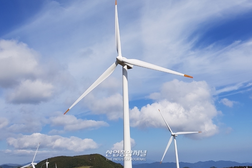 대기업 10곳 중 3곳, 재생에너지 사용 요구받아재생에너지 발전량 부족 - 산업종합저널 에너지