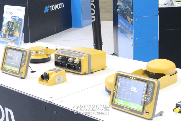 [산업VIEW] 건설시공 시, 다양한 지형 검측하는 ‘측량장비’ - 산업종합저널 전시회
