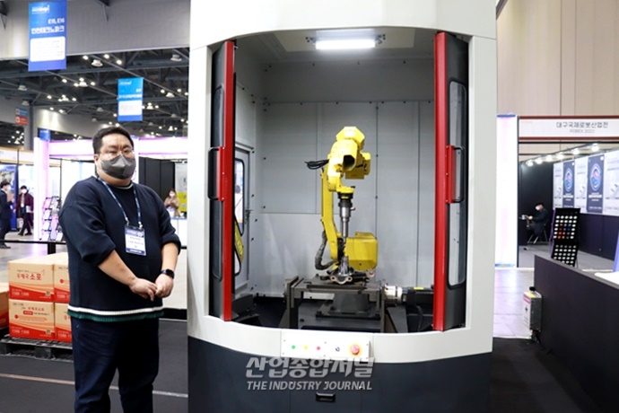 용접·디버링 수행하는 뿌리산업 자동화 로봇 - 산업종합저널 로봇