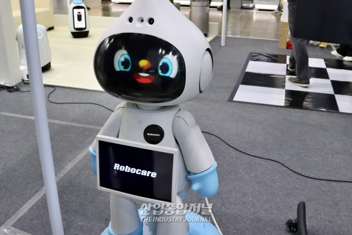 로봇 산업의 규제 및 표준화 개선 시급 - 산업종합저널 전시회