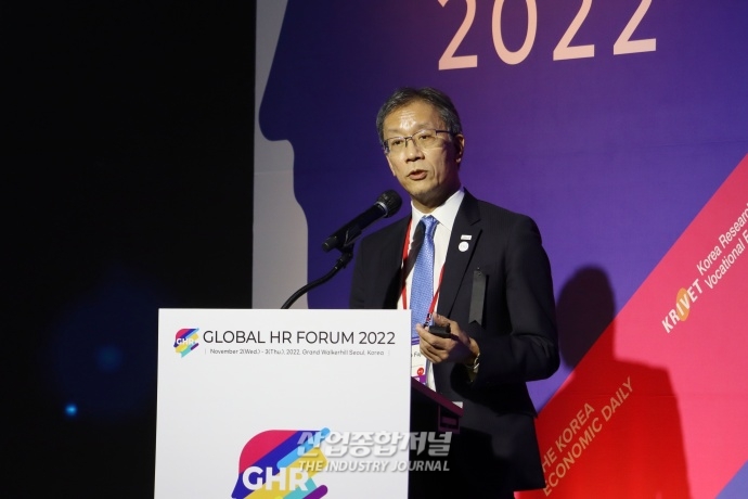 “당면한 과제의 해법, 글로벌 인재” - 산업종합저널 동향