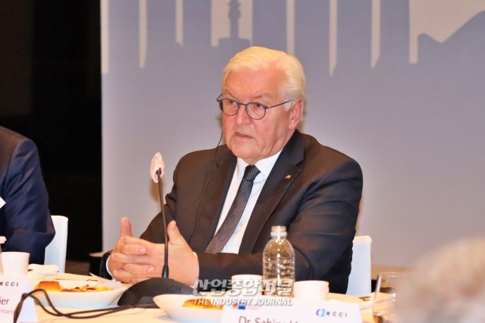 슈타인마이어, “탈탄소, ESG 한독 공동의 노력” 요구 - 산업종합저널 동향