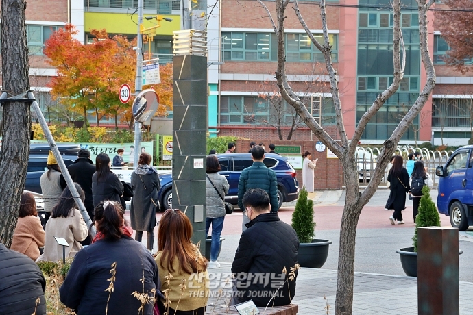 [산업VIEW]수험생, “국어 평이했으나, 탐구 어려워“ - 산업종합저널 동향