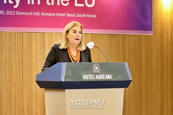 “러시아 전쟁 종결시키는 방법, 에너지 공급망 재편” - 산업종합저널 동향