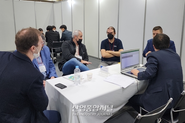 기계장비 70% 수입 베트남, 매력적인 시장 부상 - 산업종합저널 기계