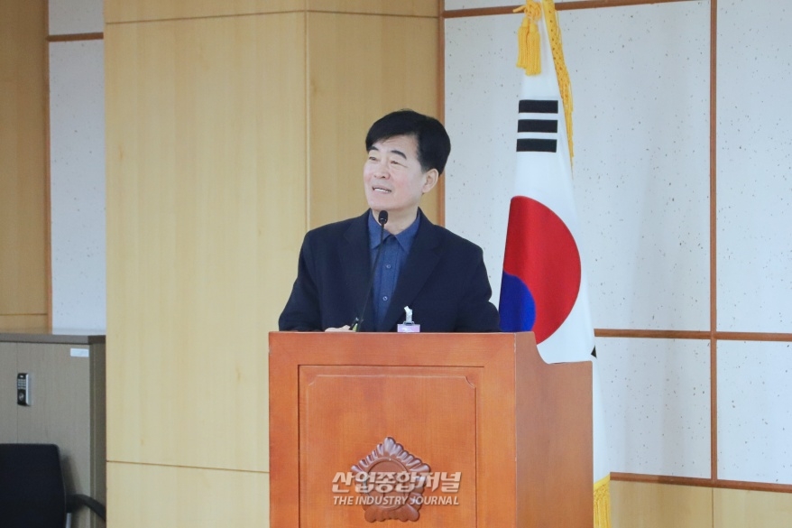 “재생에너지 산업 살리는 정책 변화 필요해” - 산업종합저널 에너지