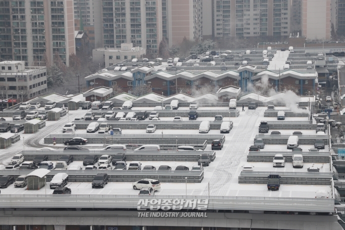 중부지방 대설특보…'빙판길' 조심 - 산업종합저널 동향