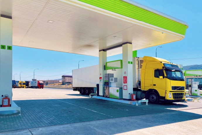 경유 유가연동보조금 내년 4월까지 연장 - 산업종합저널 정책