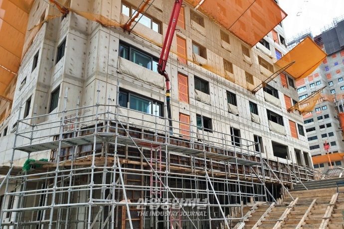 건설업계, 2023년 3대 경영 이슈 - 산업종합저널 동향