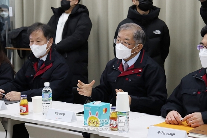 [산업VIEW] 산업부 이창양 장관, 수출현장 방문 - 산업종합저널 정책
